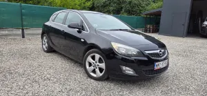 Opel Astra J (2009-2019) 1.7 CDTI Cosmo 2011