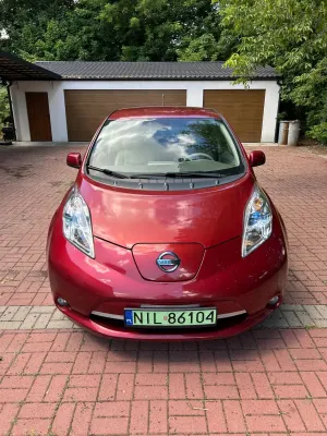 Nissan Leaf 30 kWh (mit Batterie) Tekna 2011