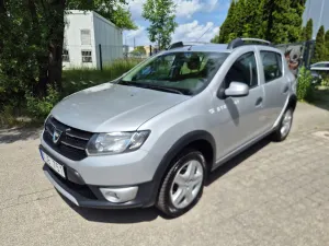 Dacia Sandero II (2012-2020) TCe 90 (S&S) Celebration 2013
