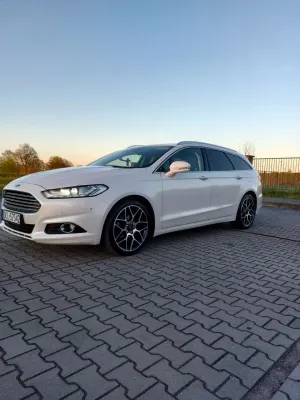 Ford Mondeo Mk5 (2014-) 2.0 TDCi STart-Stopp Titanium 2015