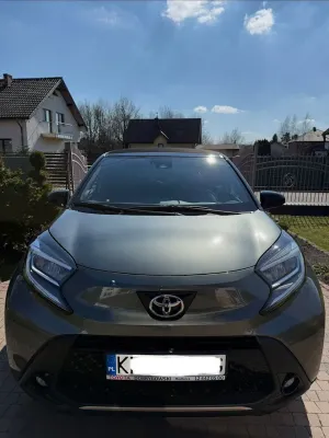 Toyota Aygo II (2014-) x.shift x-play connect 2023