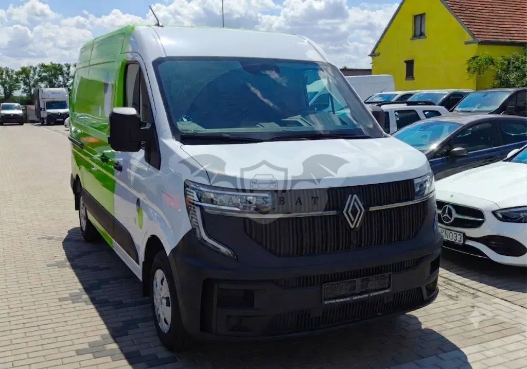 Renault Master 2025