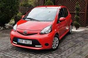 Toyota Aygo I (2005-2014) CoolRed 2013