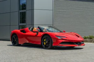 Ferrari SF90 2024