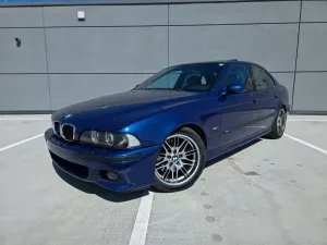 BMW M5 2000