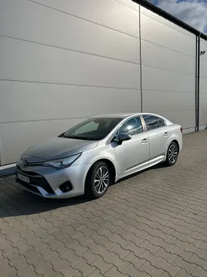 Toyota Avensis III (2009-) 2.0 D-4D Business Edition 2016