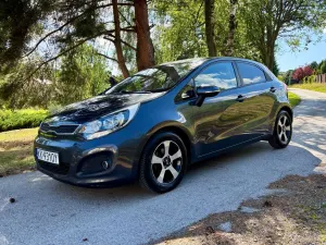 Kia Rio III (2011-) 1.2 Dream-Team Edition 2013
