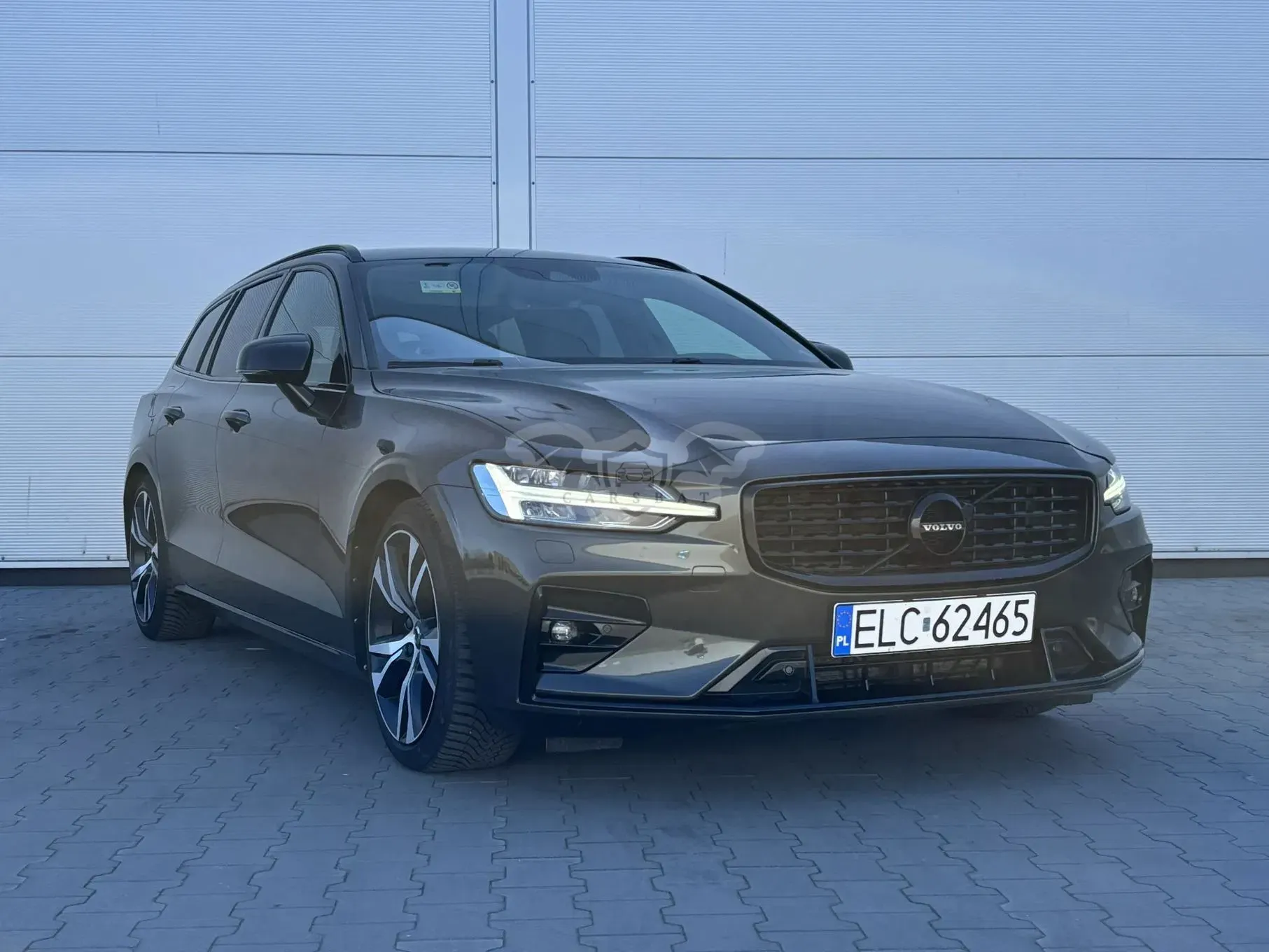 Volvo V60 II (2018- ) B4 D R-Design 2021