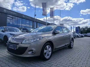 Renault Megane III (2008-2016) 1.6 16V Dynamique 2009