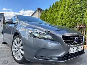 Volvo V40 II (2012-) 2013