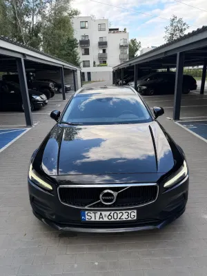 Volvo V90 D4 Momentum Pro 2019