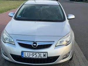 Opel Astra J (2009-2019) 1.4 T Active 2011