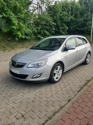 Opel Astra J (2009-2019) 2011