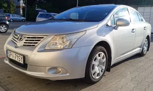 Toyota Avensis III (2009-) 2.0 D-4D Luna 2010