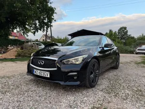 Infiniti Q50 2.0t Premium Sound Studio by Bose 2015