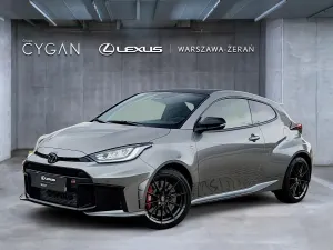 Toyota Yaris IV (2020-) 2024