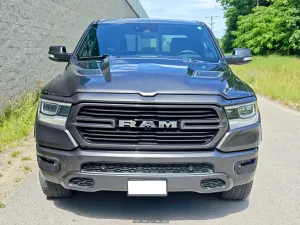 RAM 1500 5.7 Crew Cab Longbed Laramie Black 2021