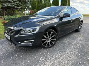 Volvo S60 II (2010-) D3 Drive-E R-Design Momentum 2016