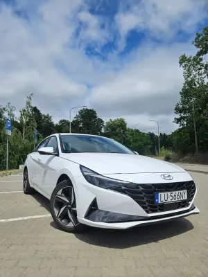 Hyundai Elantra VII (2021-) 1.6 Executive CVT 2022