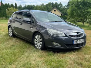 Opel Astra J (2009-2019) 1.4 Turbo 2011