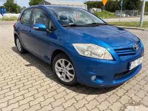 Toyota Auris I (2006-2012) 1.6 Premium 2011