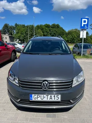 Volkswagen Passat B7 (2010-2014) 2.0 TDI DSG BlueMotion Technology Comfortline 2014
