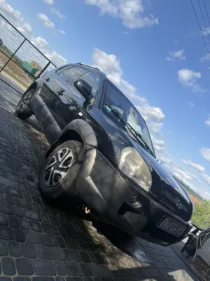 Hyundai Tucson I (2004-2010) 2.0 CRDi VGT 4WD GLS 2009