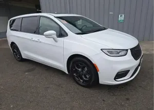 Chrysler Pacifica 2022