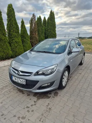 Opel Astra J (2009-2019) 1.4 Enjoy 2013