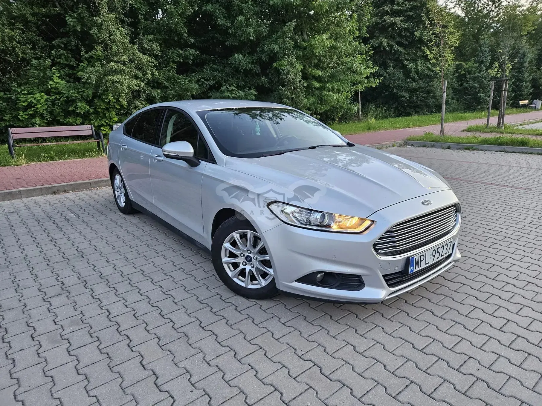 Ford Mondeo Mk5 (2014-) 1.6 TDCi Start-Stopp Titanium 2015