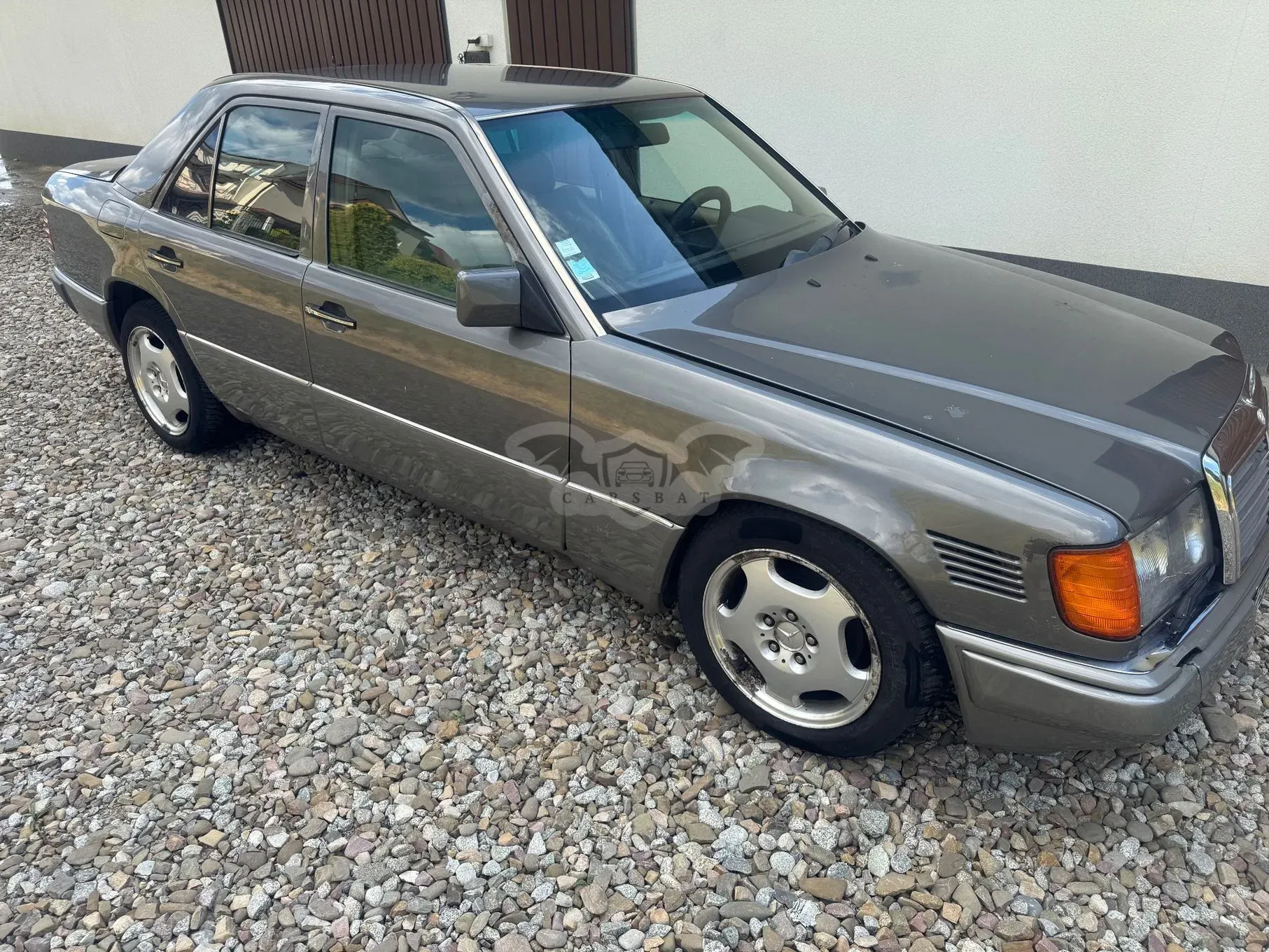 Mercedes-Benz E 1991