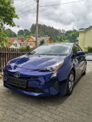 Toyota Prius IV (2015-2023) 2017