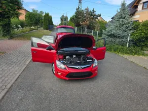 Hyundai i30 I (2007-2012) 1.4 Base + 2010