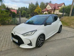 Toyota Yaris IV (2020-) 1.5 Selection Style CVT 2021
