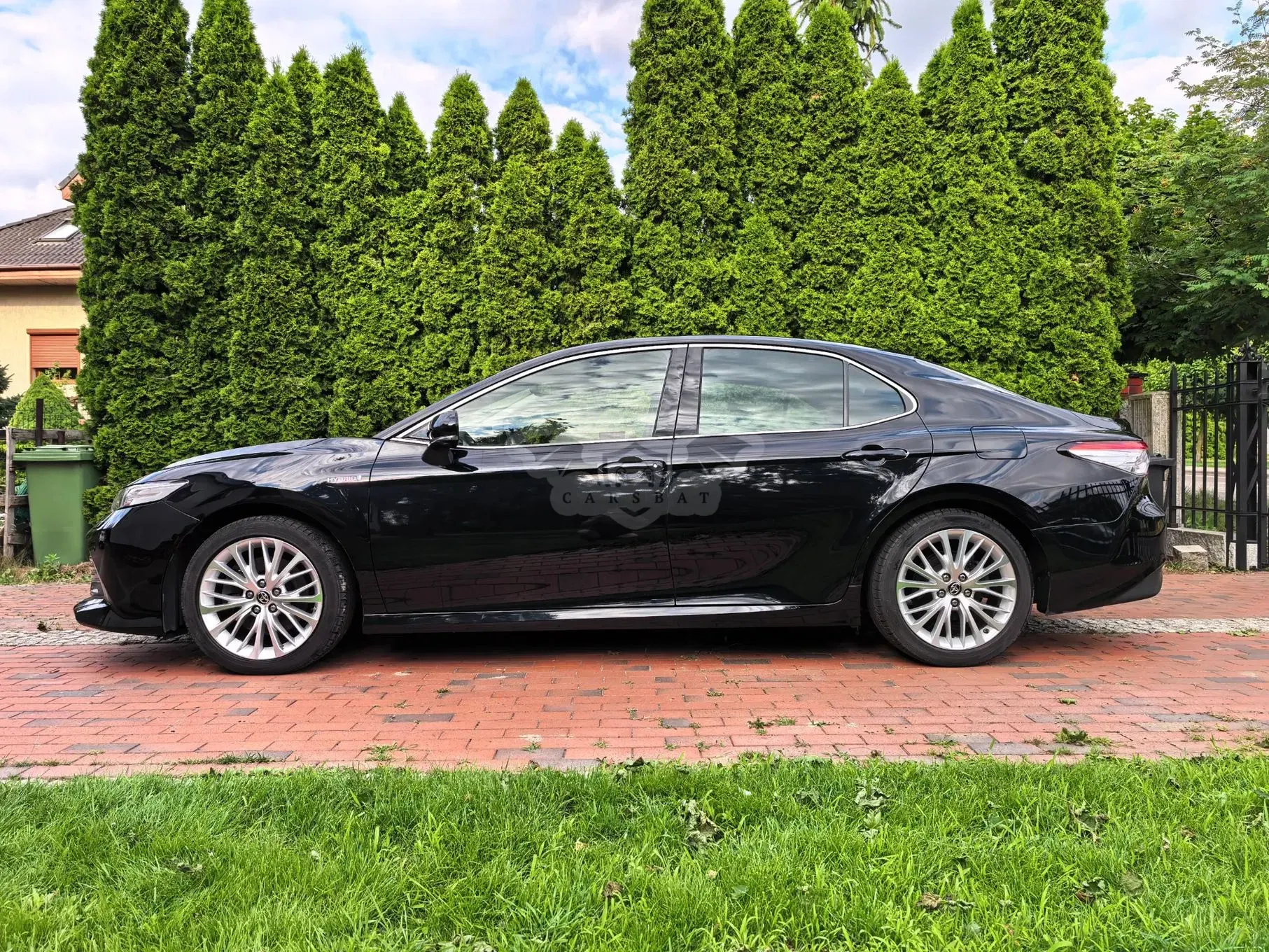 Toyota Camry 2.5 Hybrid Executive CVT 2020