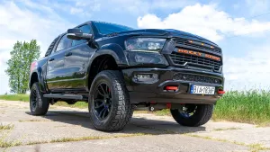 RAM 1500 5.7 Crew Cab Shortbed Laramie Sport Full 2022