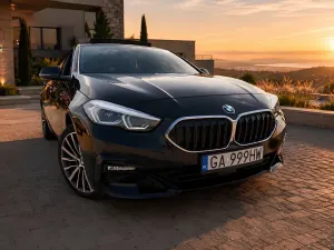 BMW 2 Series 220i Luxury Line 2022