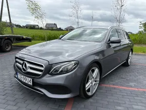 Mercedes-Benz E W213 (2016-2023) 200 d 9G-TRONIC Avantgarde 2017
