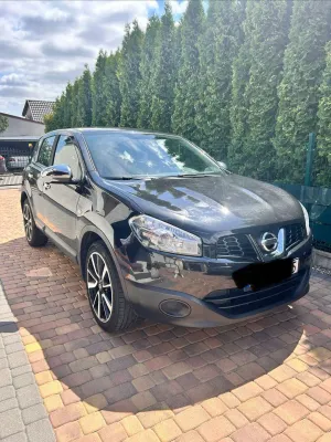 Nissan Qashqai I (2007-2013) 1.6 360 CVT 2012
