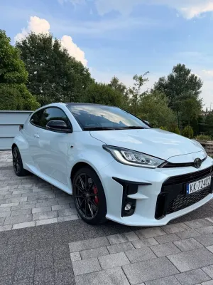 Toyota Yaris 1.6 Dynamic 2022