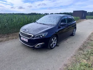 Peugeot 308 T9 (2014-2021) 1.2 PureTech Style S&S 2014