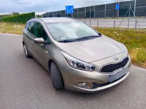 Kia Ceed II (2012-) 1.6 GDI Business Line 2013