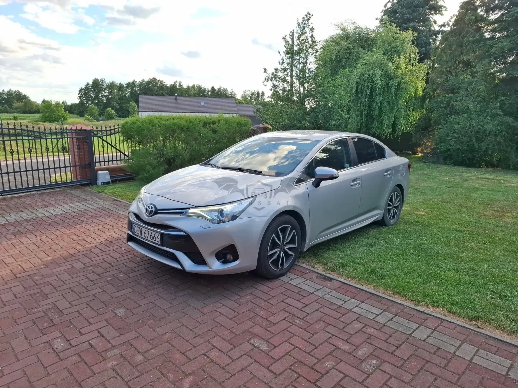 Toyota Avensis III (2009-) 1.8 Prestige 2015