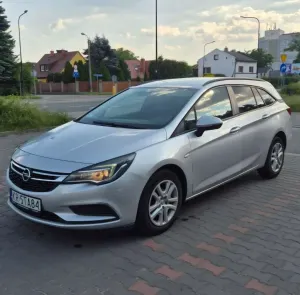 Opel Astra K (2015-2021) 1.6 CDTI Sport 2017