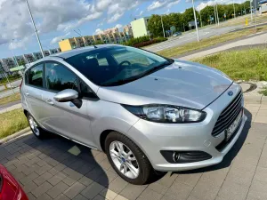 Ford Fiesta Mk7 (2008-) 1.25 Ambiente EU5 2015