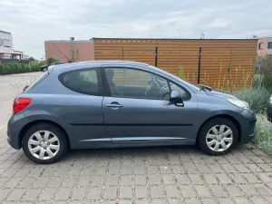 Peugeot 207 1.4 HDi Presence 2007