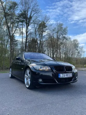 BMW 3 Series E90/E91/E92/E93 (2005-2012) 320d 2011