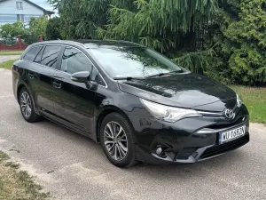 Toyota Avensis III (2009-) 2.0 D-4D Prestige 2017