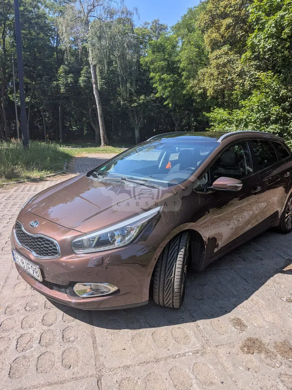 Kia Ceed II (2012-) 1.6 CRDi 128 Dream Team Edition 2014