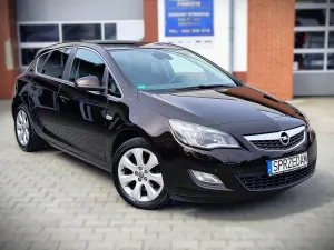 Opel Astra J (2009-2019) 1.4 T Cosmo EU6 2011